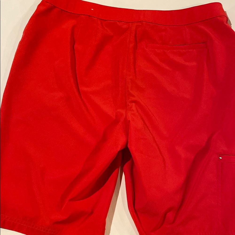 Chico's Red Bermuda Shorts Tailored Knee-Length size 1.5
SH-16 - Picture 8 of 13